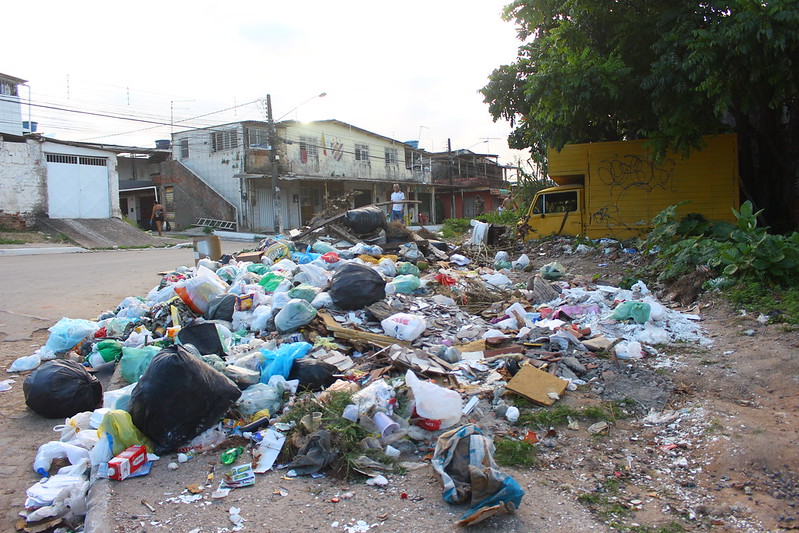 Mais de 100 pontos de descartes irregulares de lixo foram erradicados em Olinda