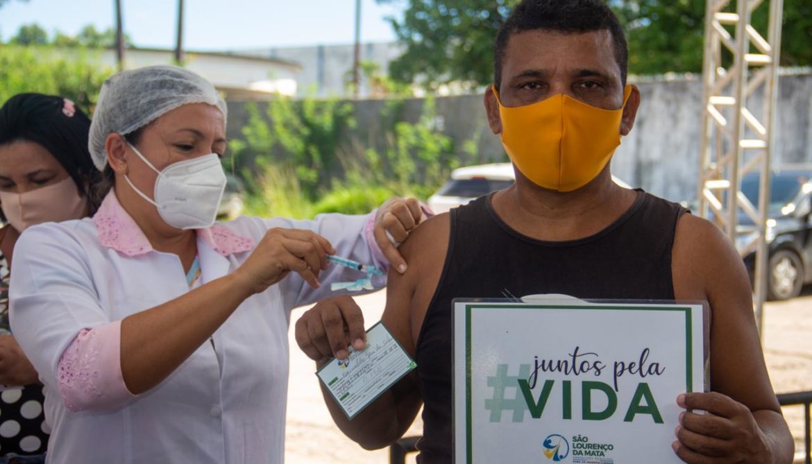 São Lourenço da Mata faz ação para ampliar vacinação contra a Covid-19