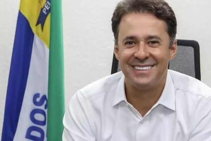 Anderson Ferreira tem contas do exercício de 2021, aprovadas pelo TCE-PE